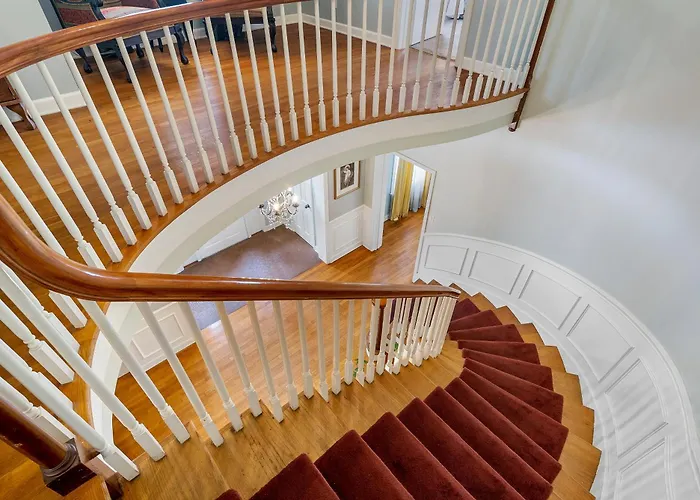 Beland Mansion-Blue Jay Suite!