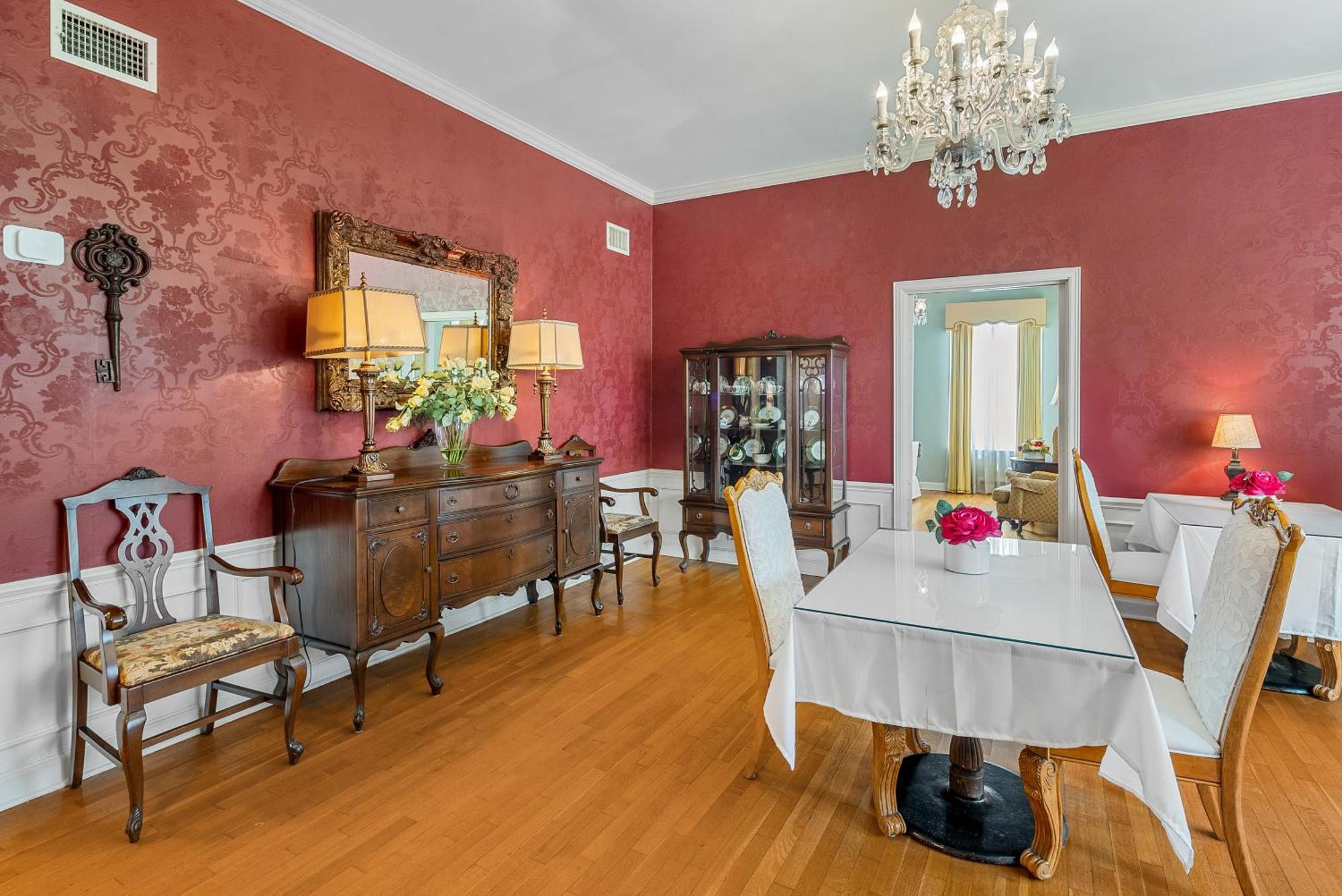 Beland Mansion-blue Jay Suite!