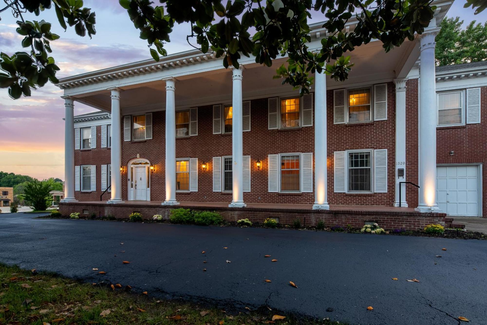 Holiday home Beland Mansion-blue Jay Suite! Fort Smith